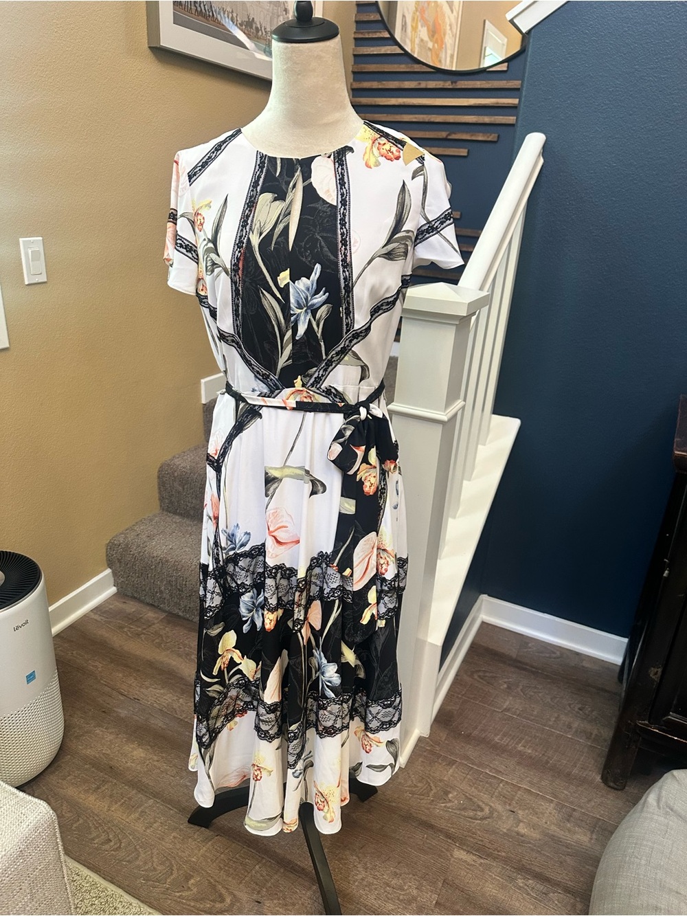 White House Black Market Black and White Floral Belted Midi Dress